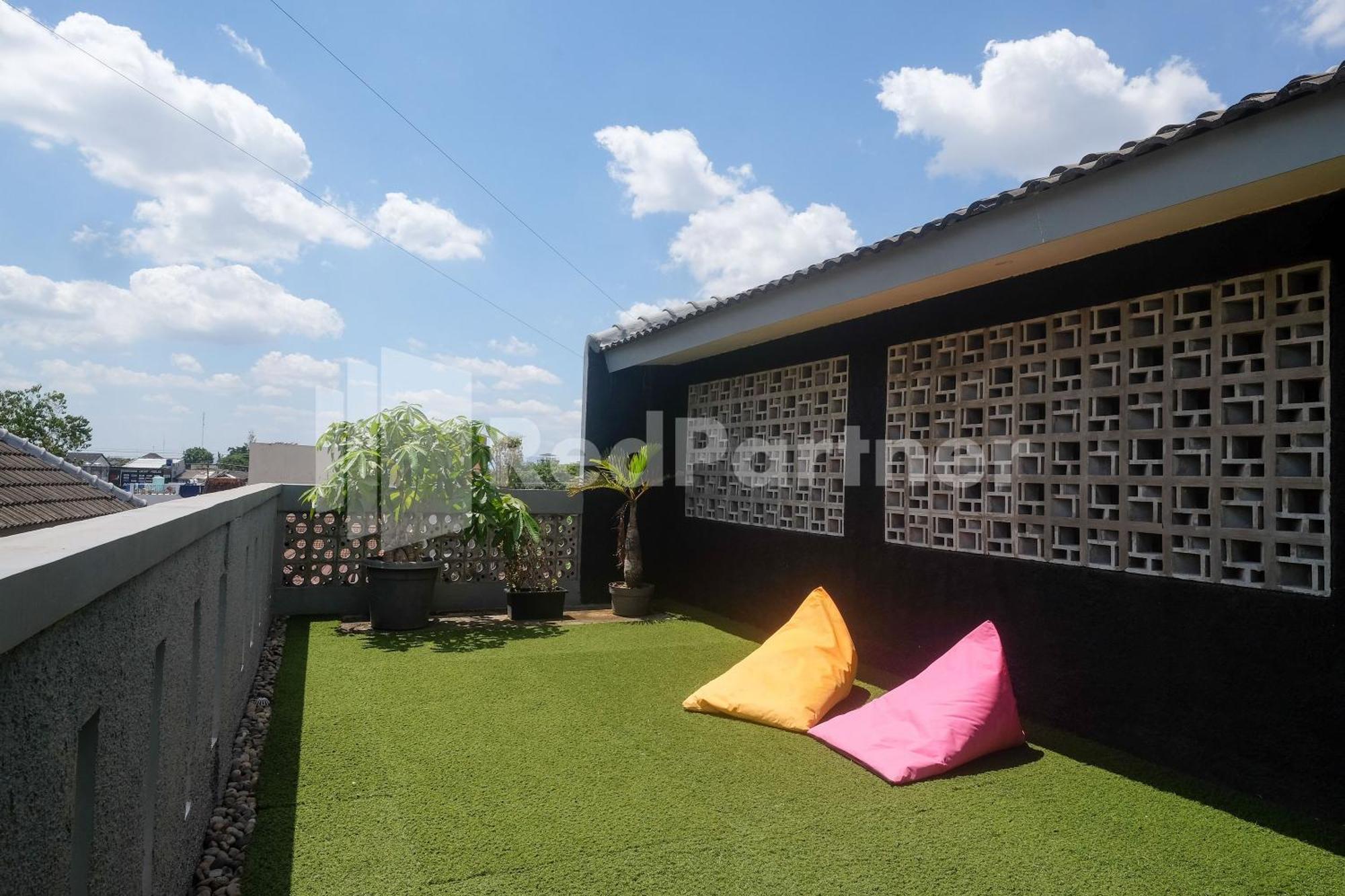 Ndliman House Near Ugm Jogja Mitra Reddoorz Hotel Kejayan Exterior foto