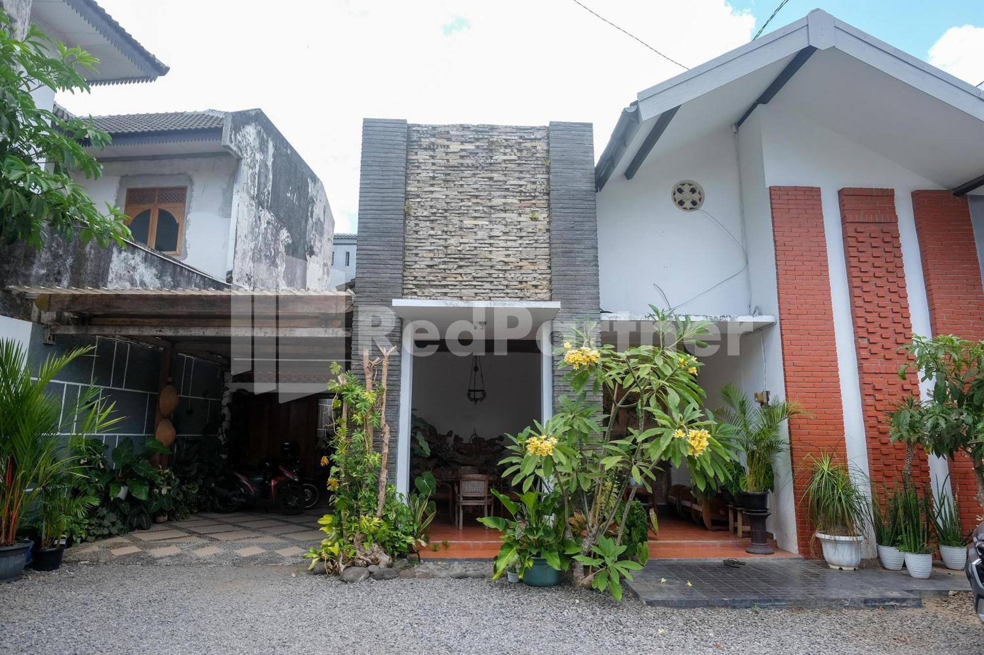 Ndliman House Near Ugm Jogja Mitra Reddoorz Hotel Kejayan Exterior foto